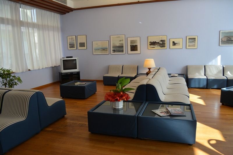 Hotel Mistral Oristano Bagian luar foto