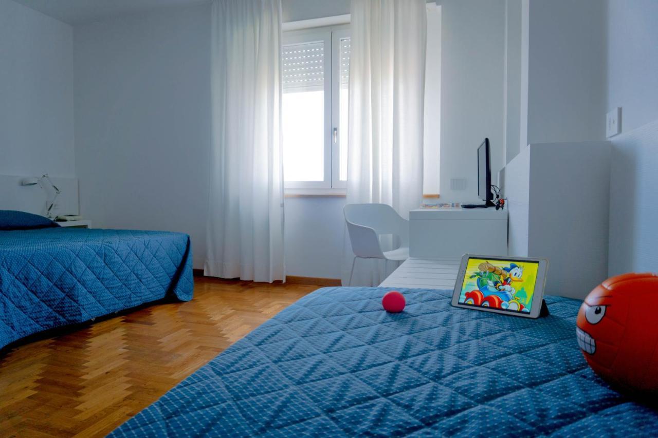 Hotel Mistral Oristano Bagian luar foto